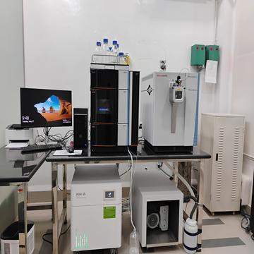 Liquid Chromatography- Mass Spectrometry ( LC-MS)